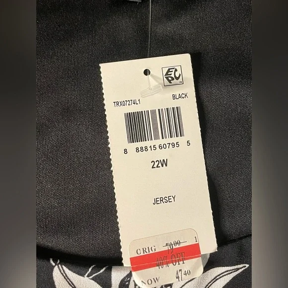 Connected Apparel Black and white Monochrome Leaf Floral Print Midi Sleeveless - Picture 4 of 4